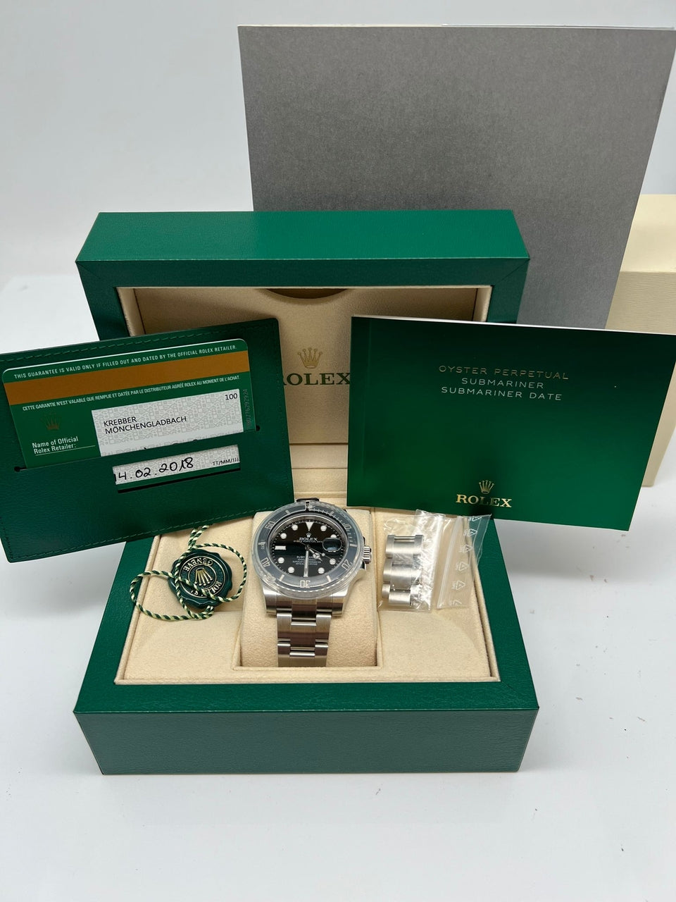 Rolex Submariner Date 40mm Automatik Herrenuhr 116610LN - Papiere und oder Lieferumfang