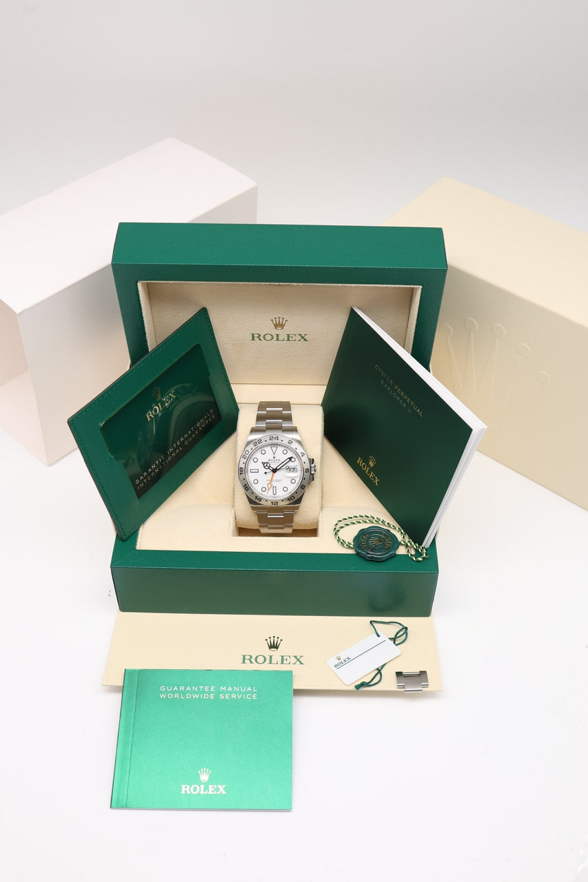 Rolex Explorer II 42mm Automatik Herrenuhr Weiß  226570 - Papiere und oder Lieferumfang