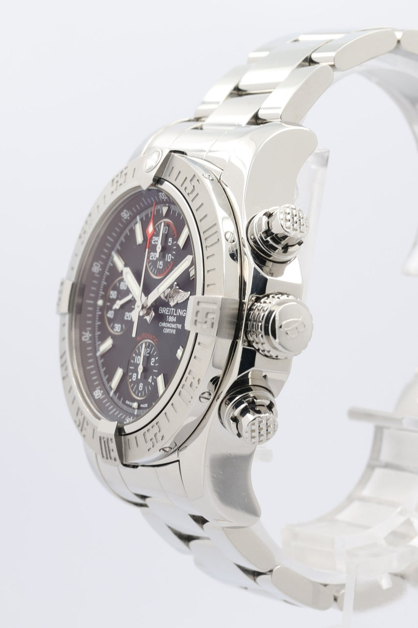 Breitling Avenger II 43mm Automatik A13381 - Detailansicht 1