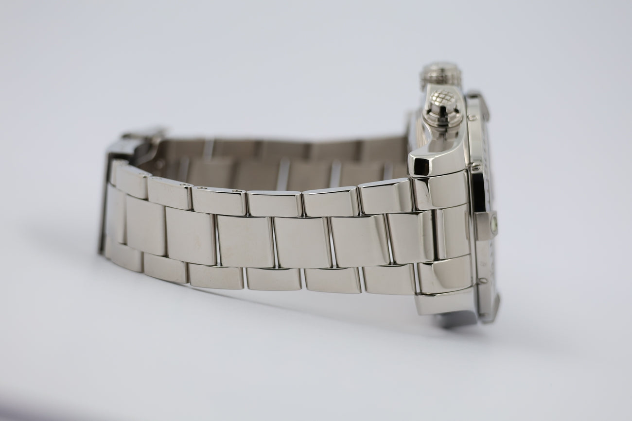 Breitling Super Avenger II 48mm Automatik  A13371 - Detailansicht 4