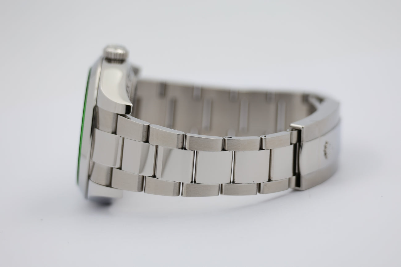 Rolex Milgauss Automatik Herrenuhr Stahl 40mm  116400GV - Detail view 3