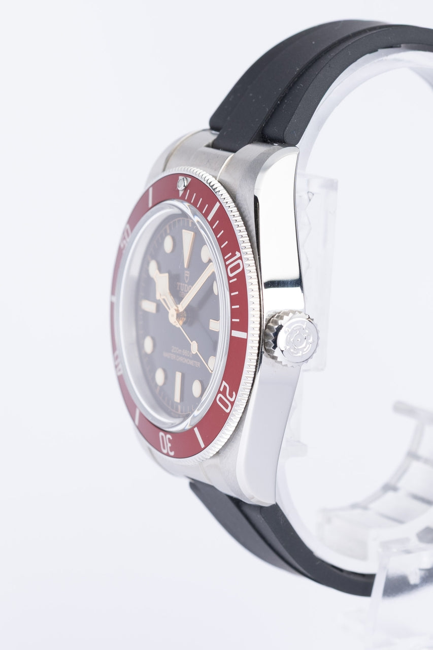 Tudor Black Bay Red 41mm Automatik 7941A1A0RU - Detailansicht 1