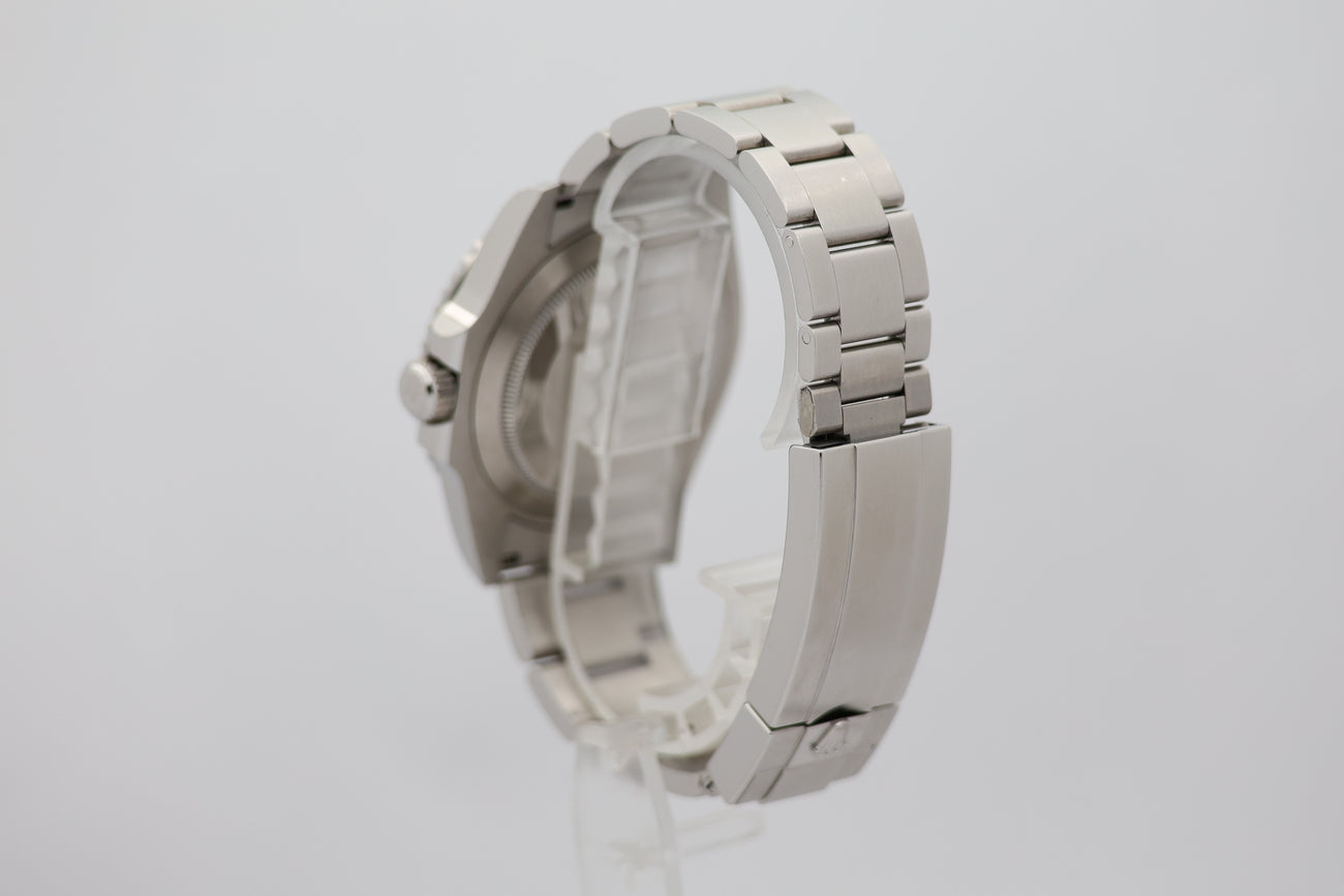 Rolex Submariner Date Automatik Herrenuhr 126610LN - Detailansicht 2