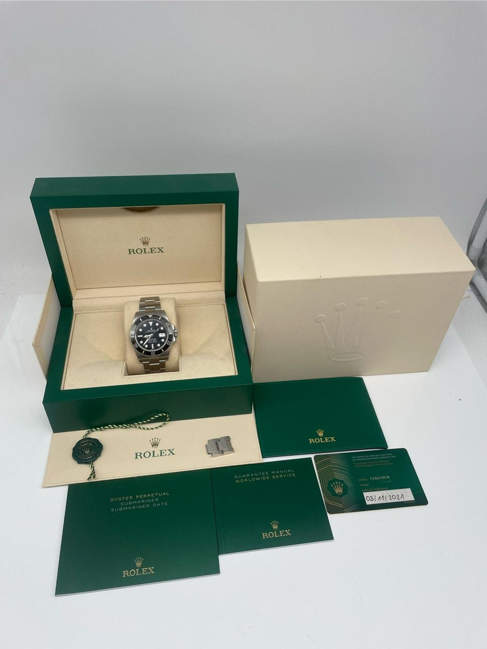 Rolex Submariner Date Automatik Herrenuhr 126610LN - Papiere und oder Lieferumfang