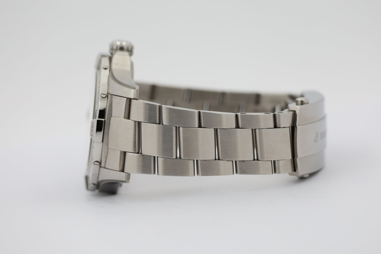 Breitling Avenger Automatik Herrenuhr 42 A17328 - Detailansicht 3