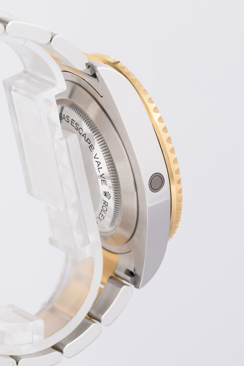 Rolex Sea-Dweller Stahl/Gold Automatik Schwarz 126603 - Detailansicht 4