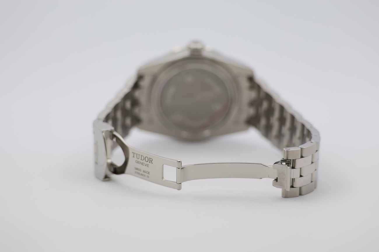 Tudor Glamour Date-Day 39mm Automatik 56000 - Detailansicht 6