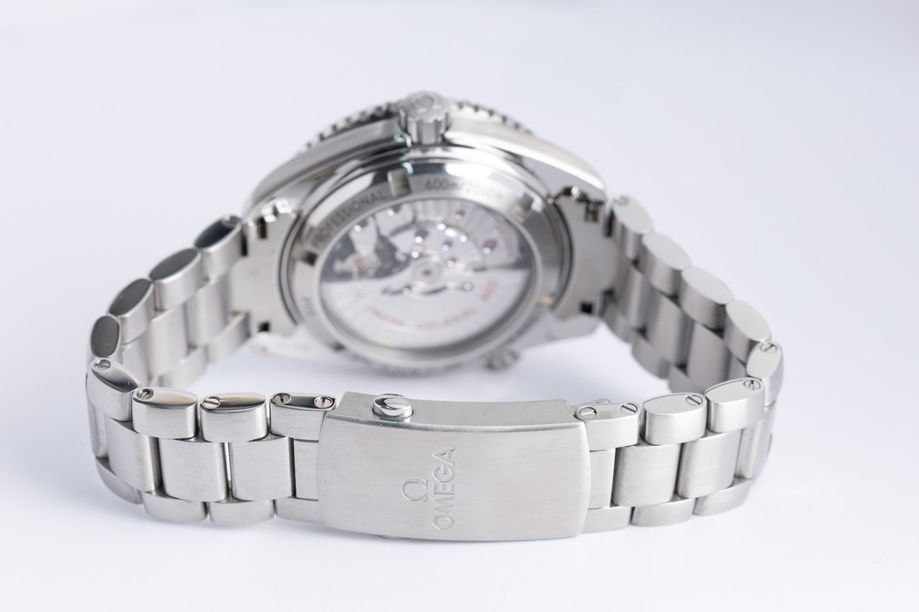 Omega Seamaster Planet Ocean 42mm Automatik Herrenuhr 23230422101002 - Detailansicht 7