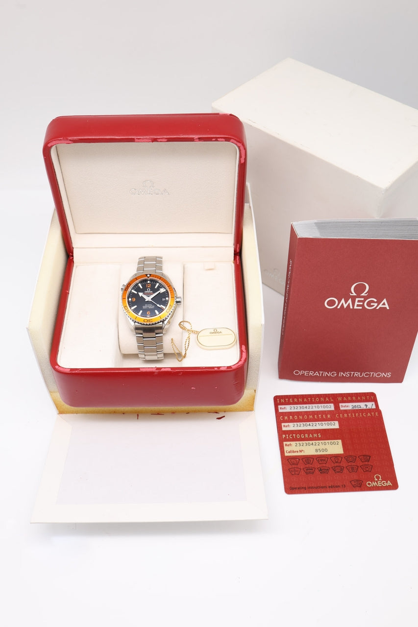 Omega Seamaster Planet Ocean 42mm Automatik Herrenuhr 23230422101002 - Papiere und oder Lieferumfang