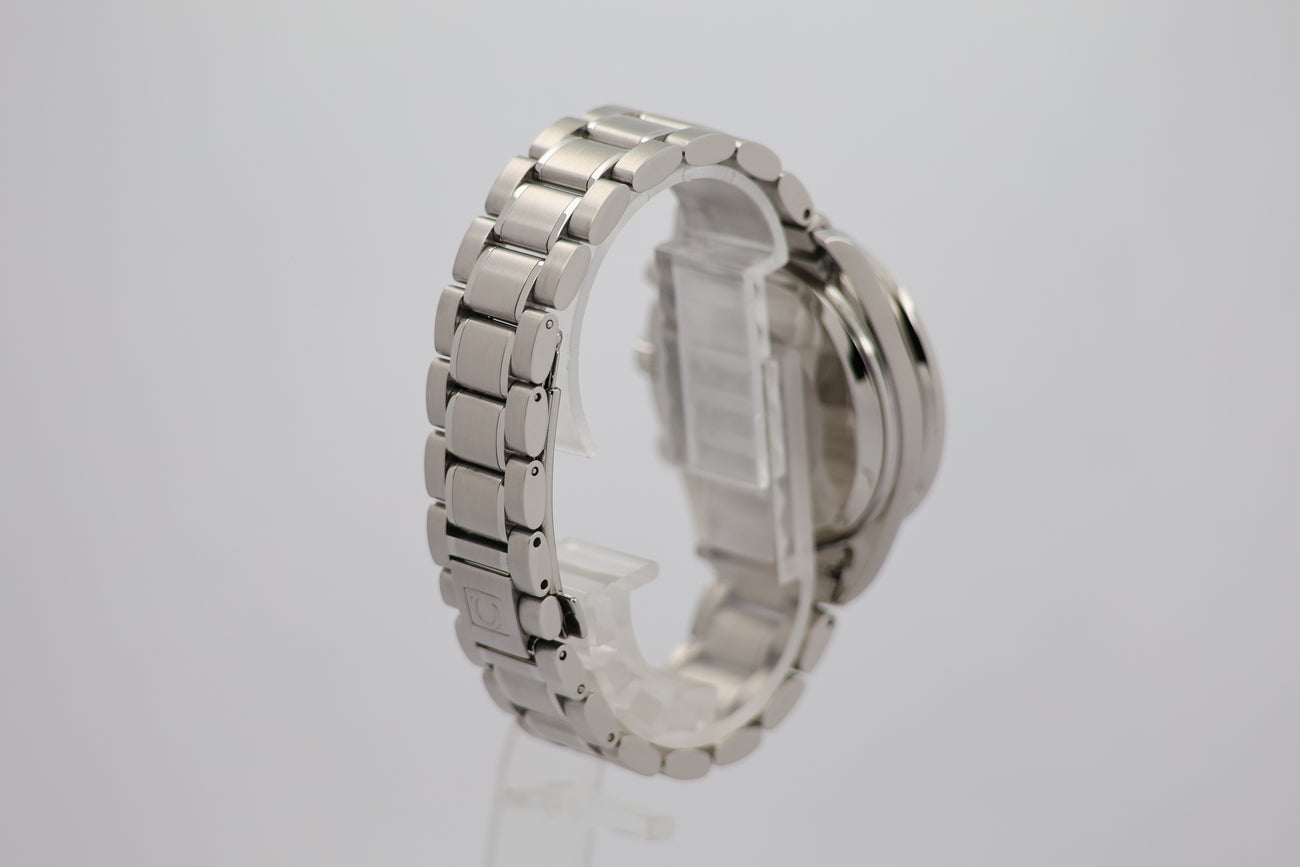 Omega Speedmaster Date Automatik 39mm 35138000 - Detailansicht 1