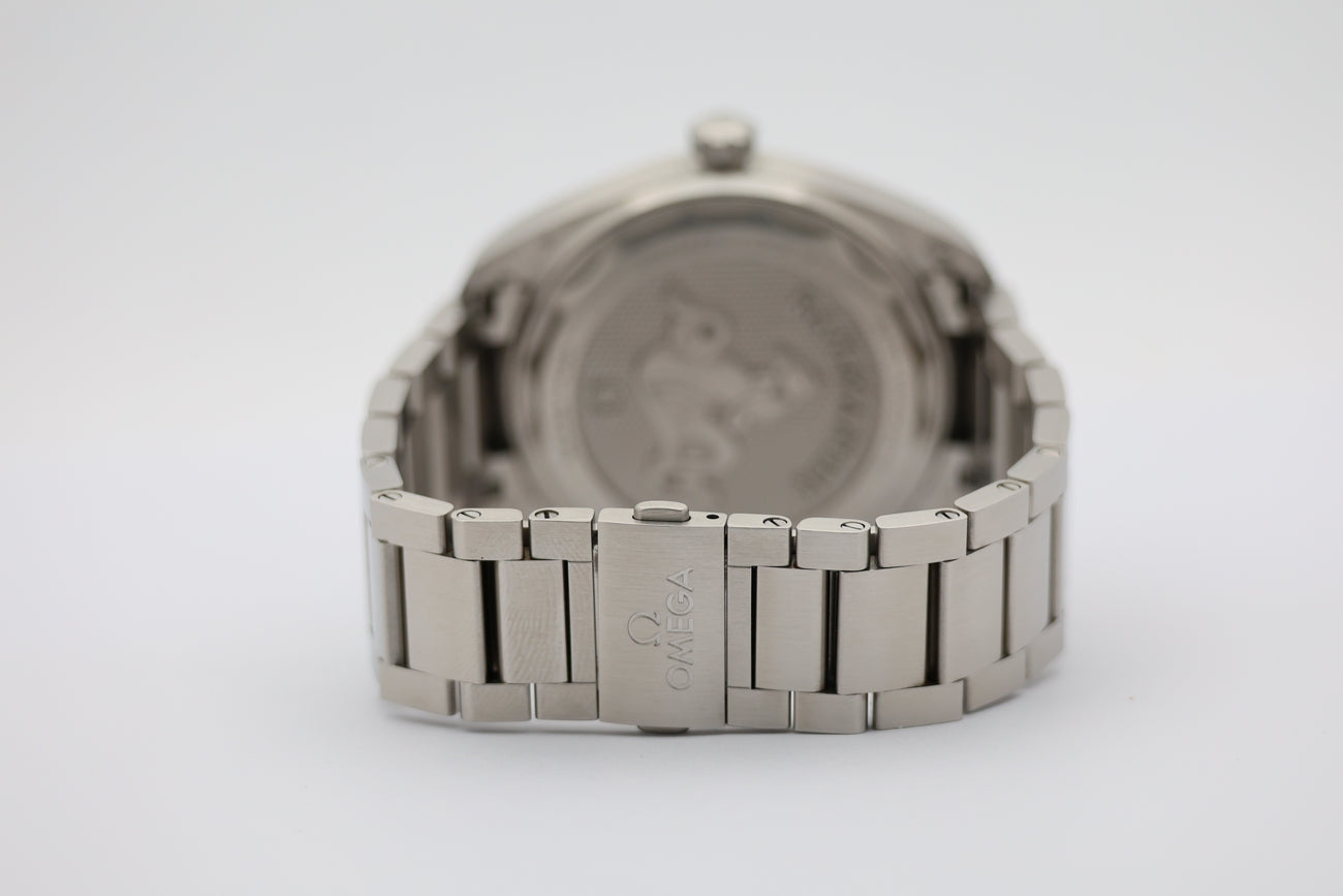 Omega Seamaster Railmaster 40mm Automatik 22010402003001 - Detail view 5