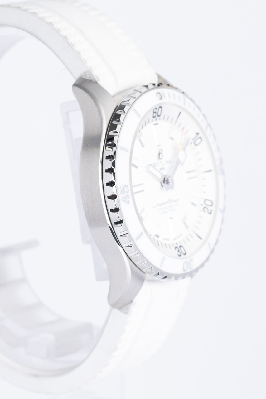 Breitling Superocean 36 Automatik Weiß A17377 - Detailansicht 1
