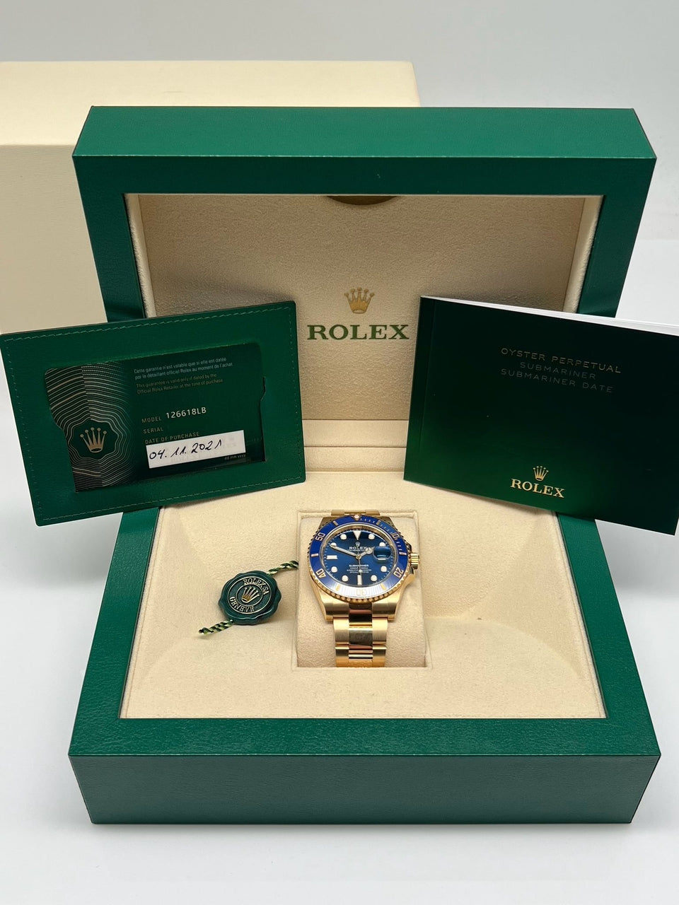 Rolex Submariner Date Automatik Herrenuhr 41mm 126618LB - Papiere und oder Lieferumfang