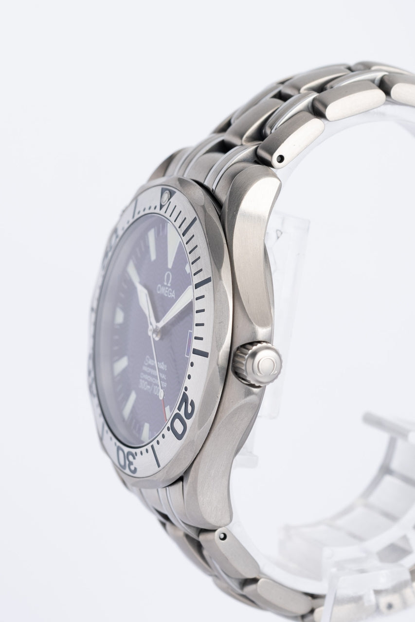 Omega Seamaster Diver 300 M 41mm Automatik Titan 22318000 - Detailansicht 2