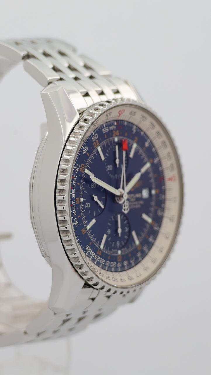 Breitling Navitimer World GMT 46mm Automatik Herrenuhr A24322 - Detail view 8