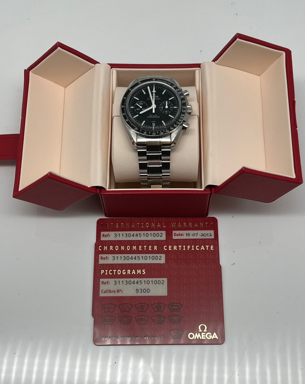 Omega Speedmaster Moonwatch Co-Axial 44mm Automatik 31130445101002 - Papiere und oder Lieferumfang
