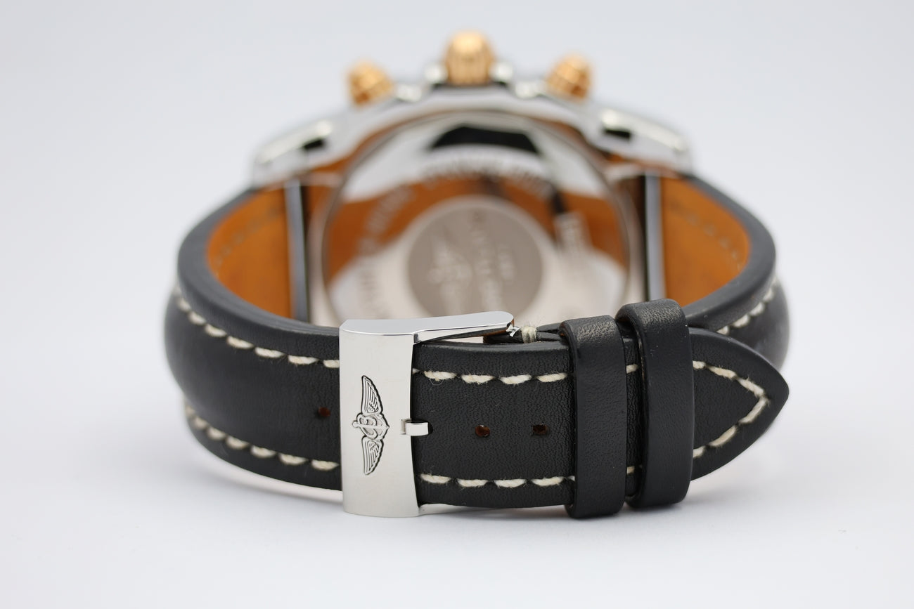 Breitling Chronomat Automatik Herrenuhr 44  CB0110 - Detailansicht 5
