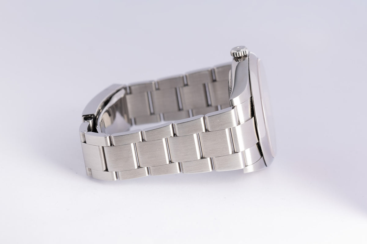 Rolex Oyster Perpetual 41 Coral Rot Automatik 124300 - Detailansicht 6