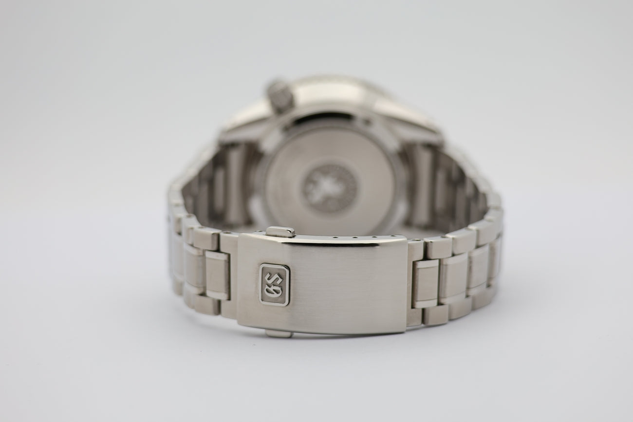 Grand Seiko Sport Collection Spring Drive Herrenuhr SBGE277 - Detail view 5