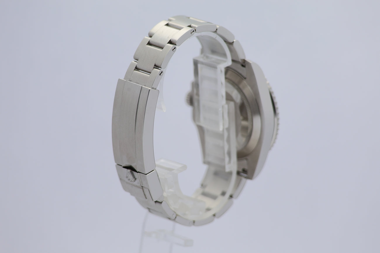 Rolex Submariner Date "Hulk" 40mm Automatik 116610LV Box + og. Papiere