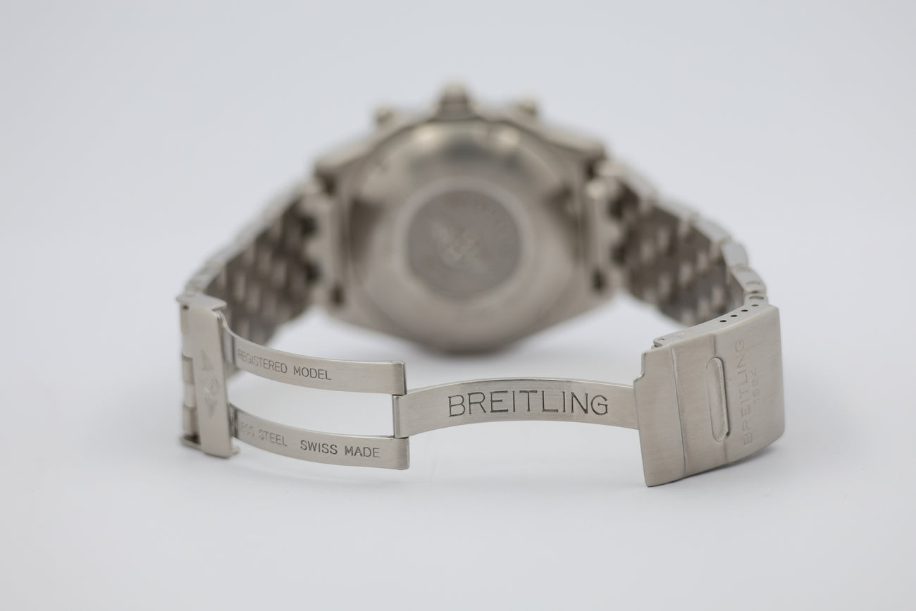 Breitling Chronomat Chronograph Automatik 39mm A13050 - Detail view 6