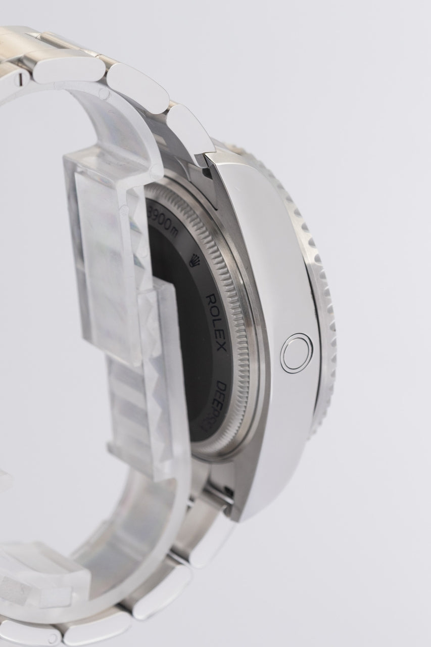 Rolex  Sea-Dweller Deepsea 44mm "James Cameron" Automatik  136660 - Detailansicht 4