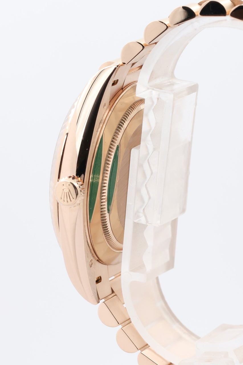 Rolex Day-Date 40 Roségold Baguette Chocolate Dial 228235 - Detailansicht 4