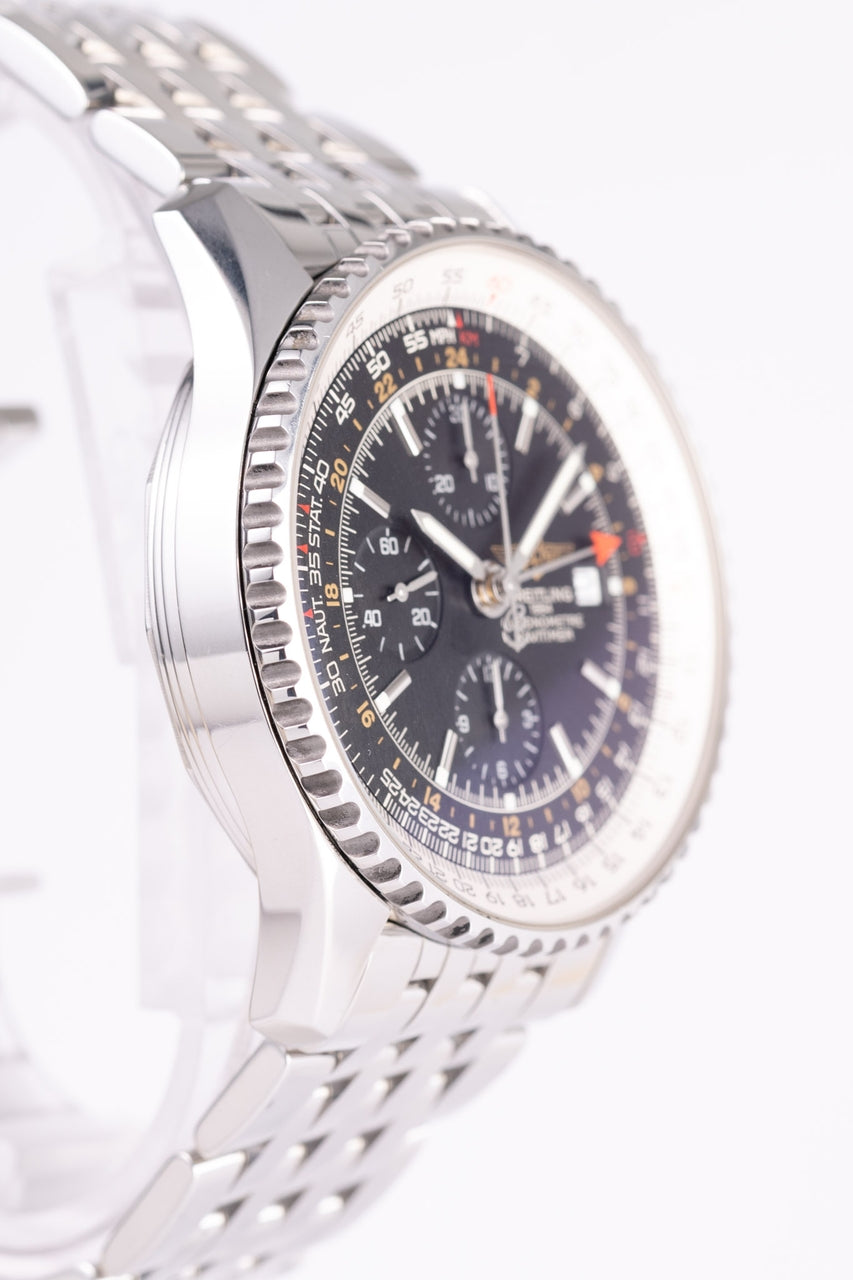Breitling Navitimer World GMT 46mm Automatik Herrenuhr A24322 - Detailansicht 1