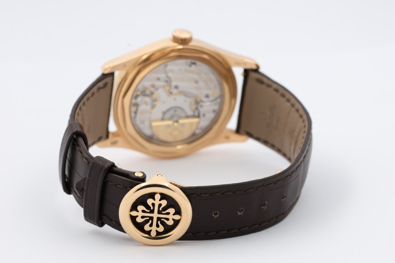 Patek Philippe Calatrava 18K Roségold 37mm Automatik 6000R-001 - Detailansicht 7