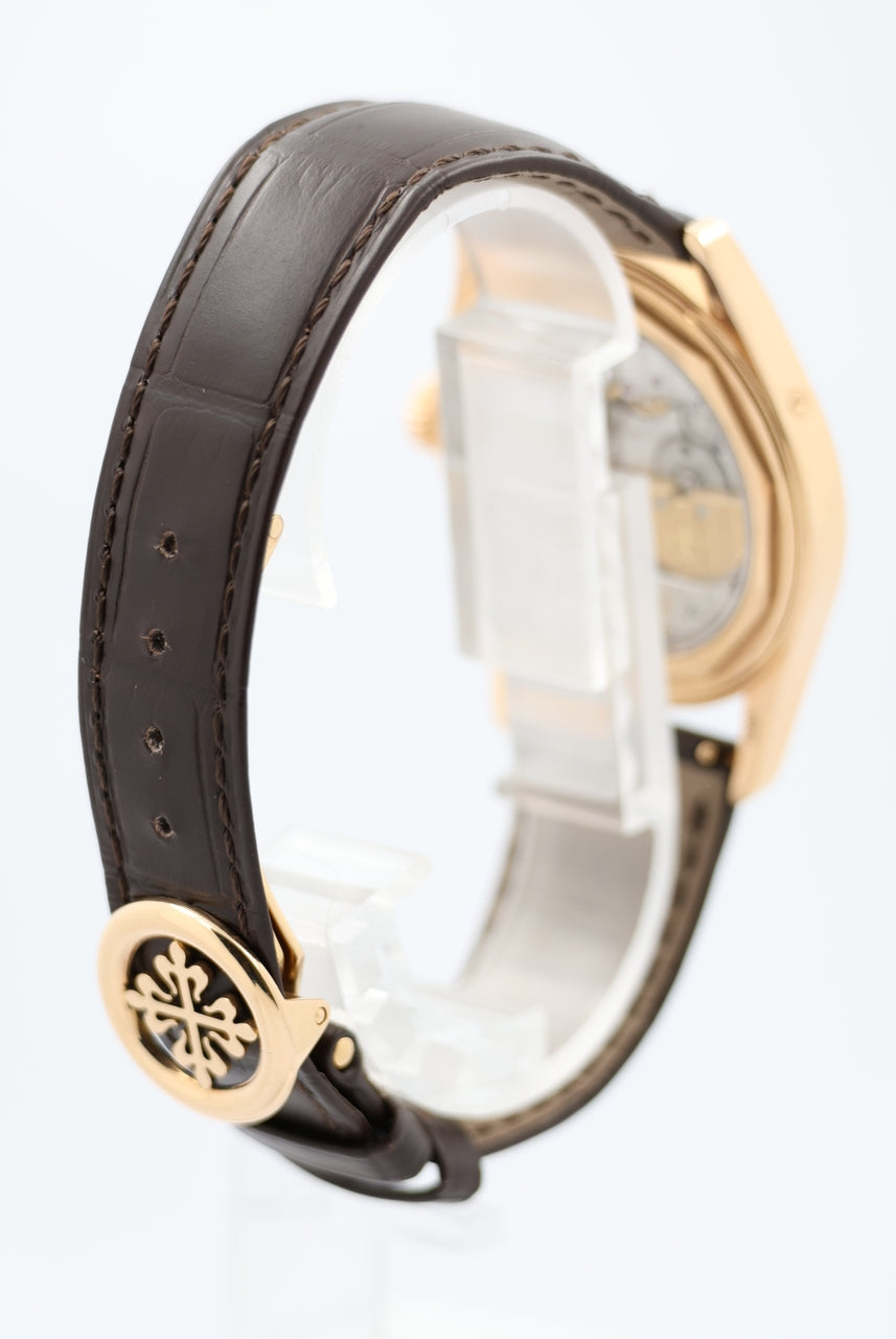 Patek Philippe Calatrava 18K Roségold 37mm Automatik 6000R-001 - Detailansicht 3