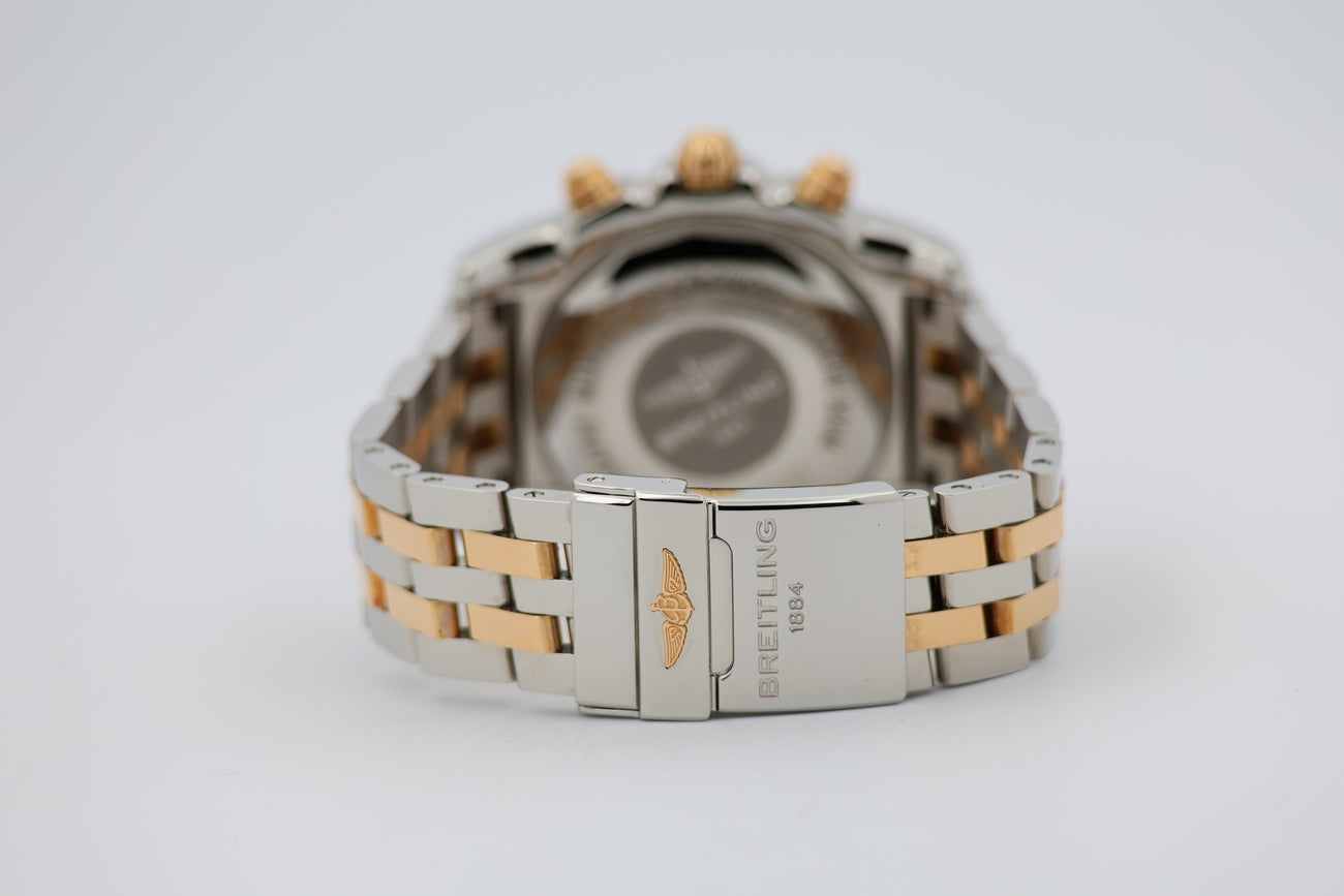 Breitling Chronomat 44 Stahl/Gold Automatik Herrenuhr CB0110 - Detailansicht 5