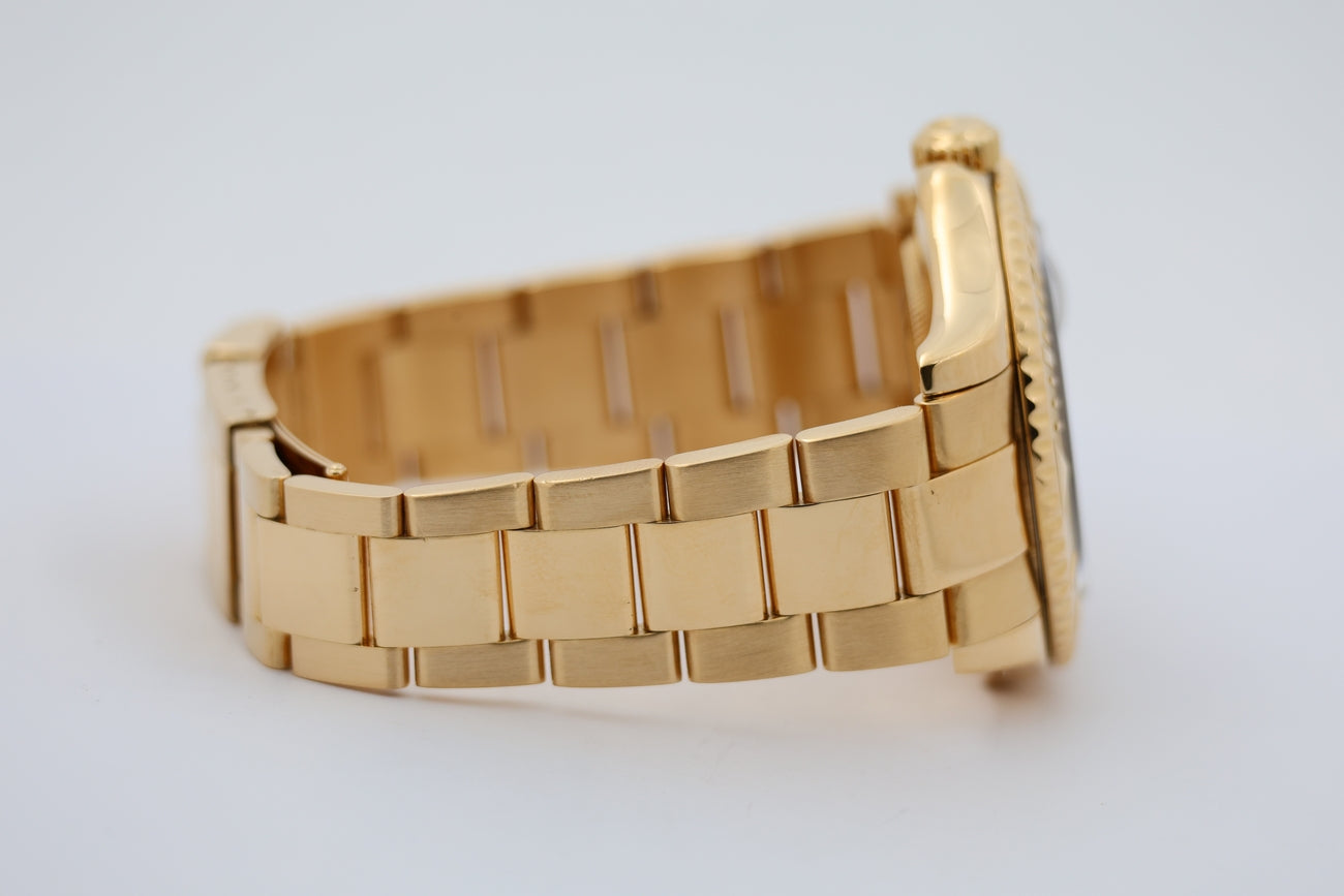 Rolex Yacht-Master 40 Herrenuhr 18K Gelbgold Automatik 16628 - Detail view 4