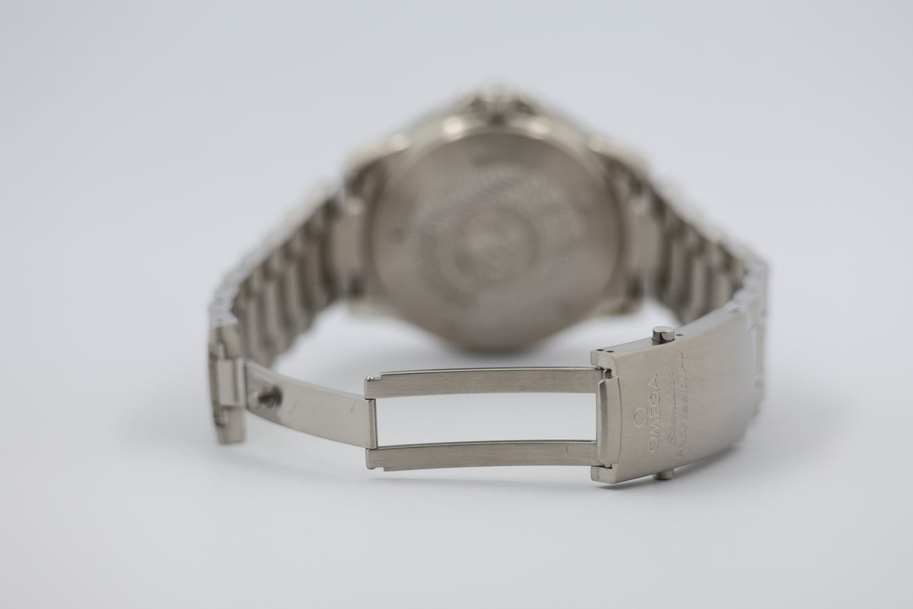 Omega Seamaster GMT 50th Anniversary 41mm Automatik  22345000 - Detailansicht 6