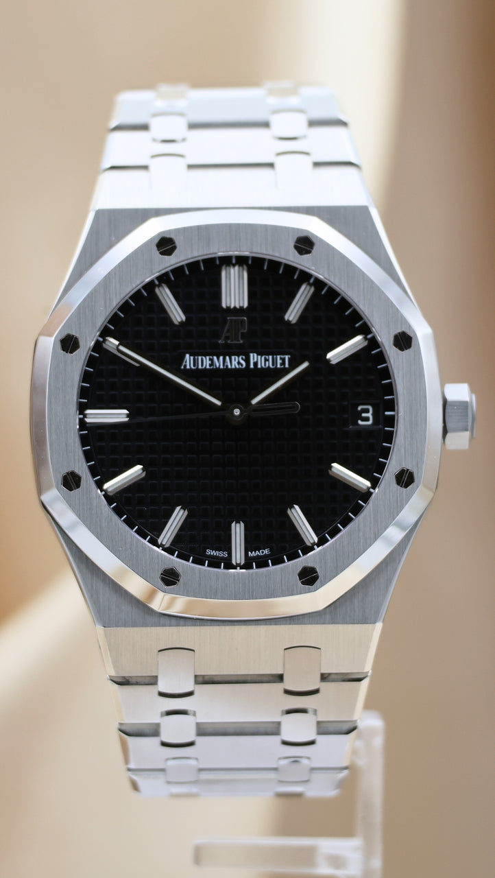 Audemars Piguet  Royal Oak 41mm Automatik  15500ST Box + og. Papiere