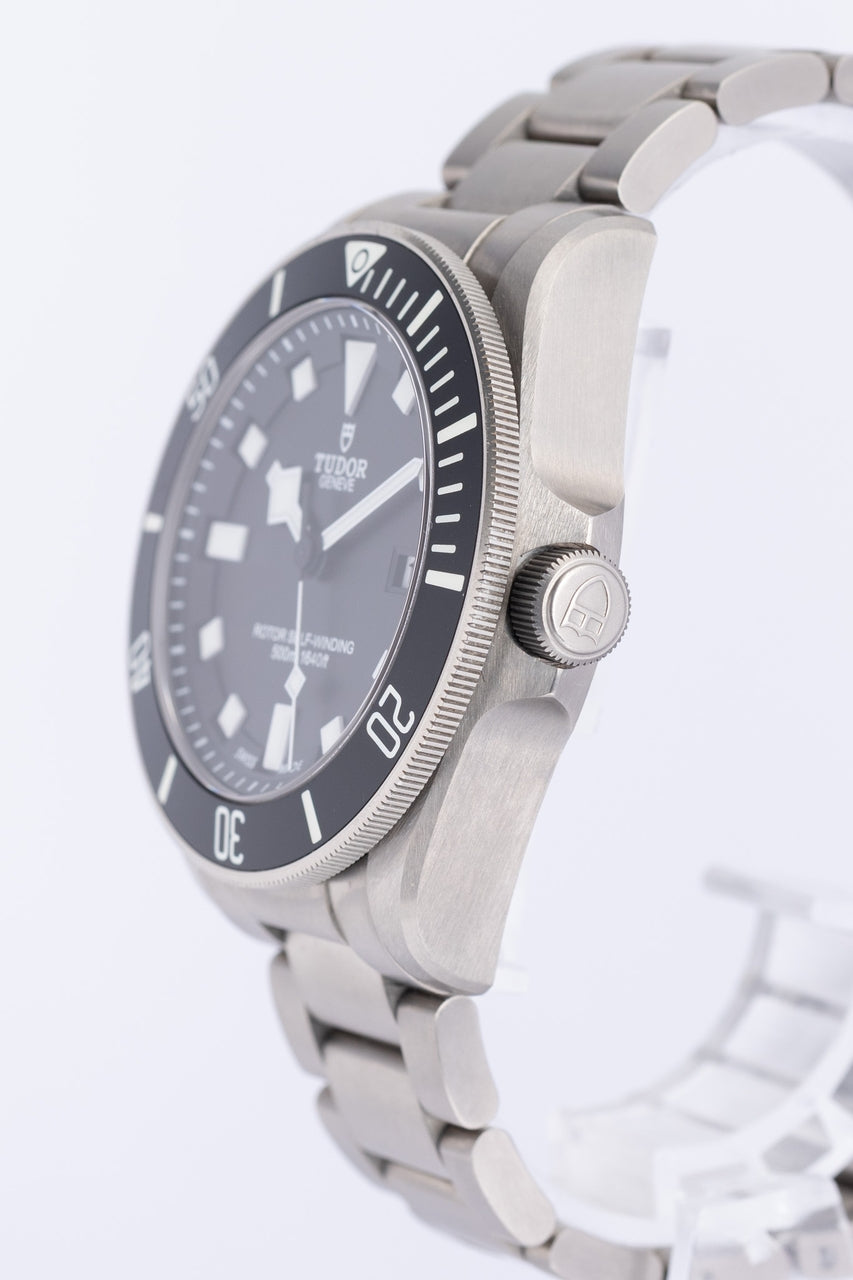 Tudor Pelagos 42mm Automatik Herrenuhr Titan 25500TN - Detailansicht 1