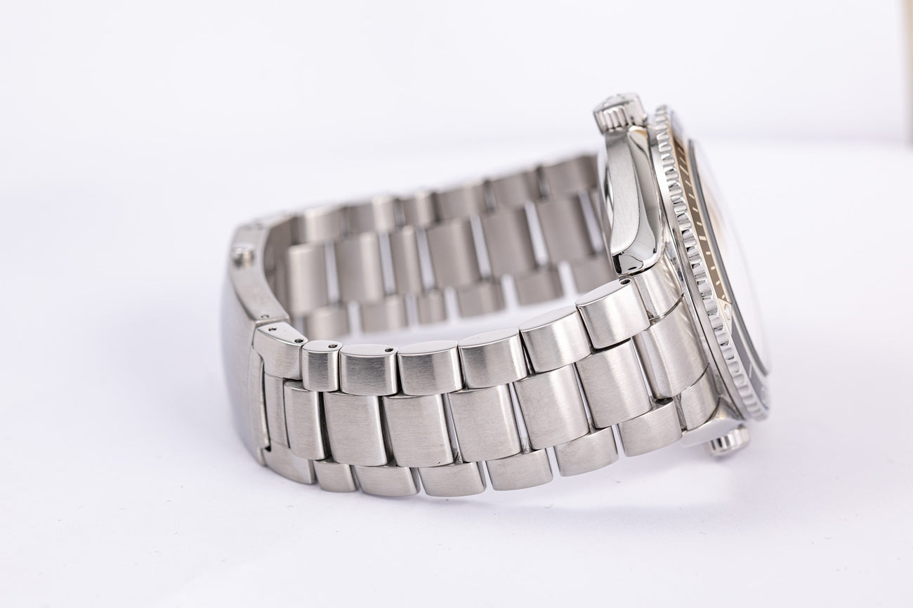 Omega Seamaster Planet Ocean 42mm Automatik  22015100 - Detailansicht 6