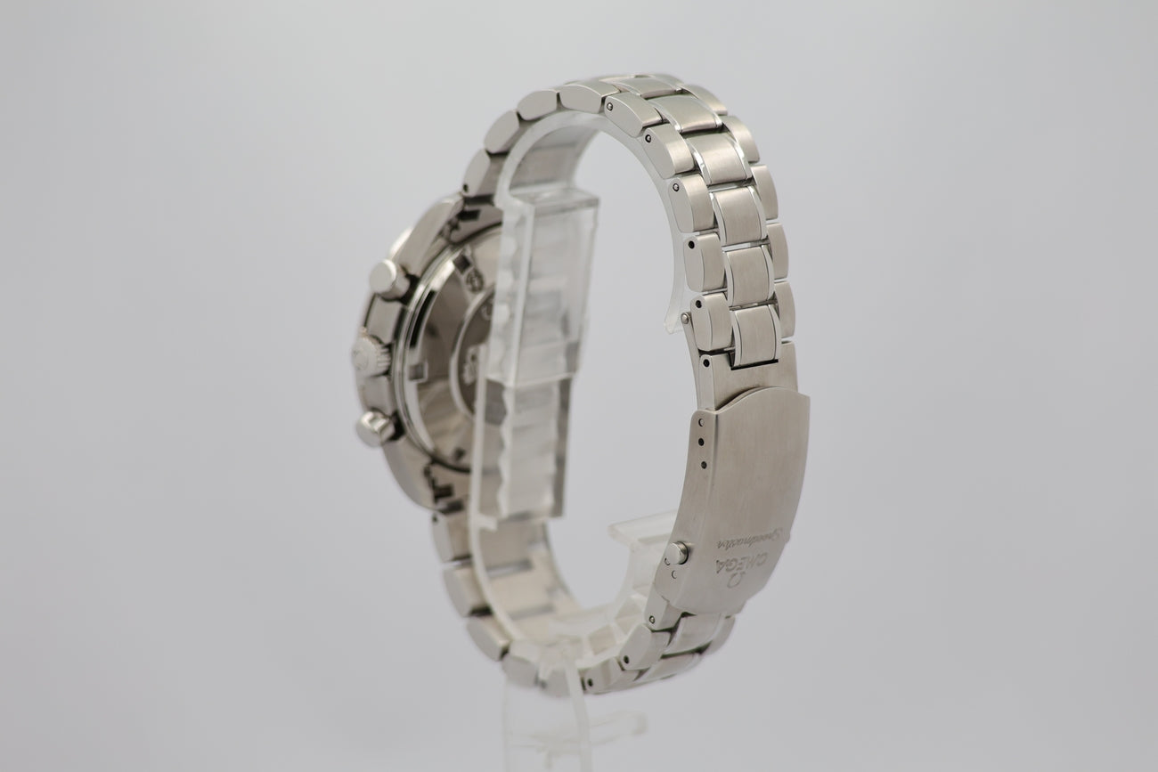 Omega  Speedmaster Date Automatik 40mm 32310404002001 - Detailansicht 2