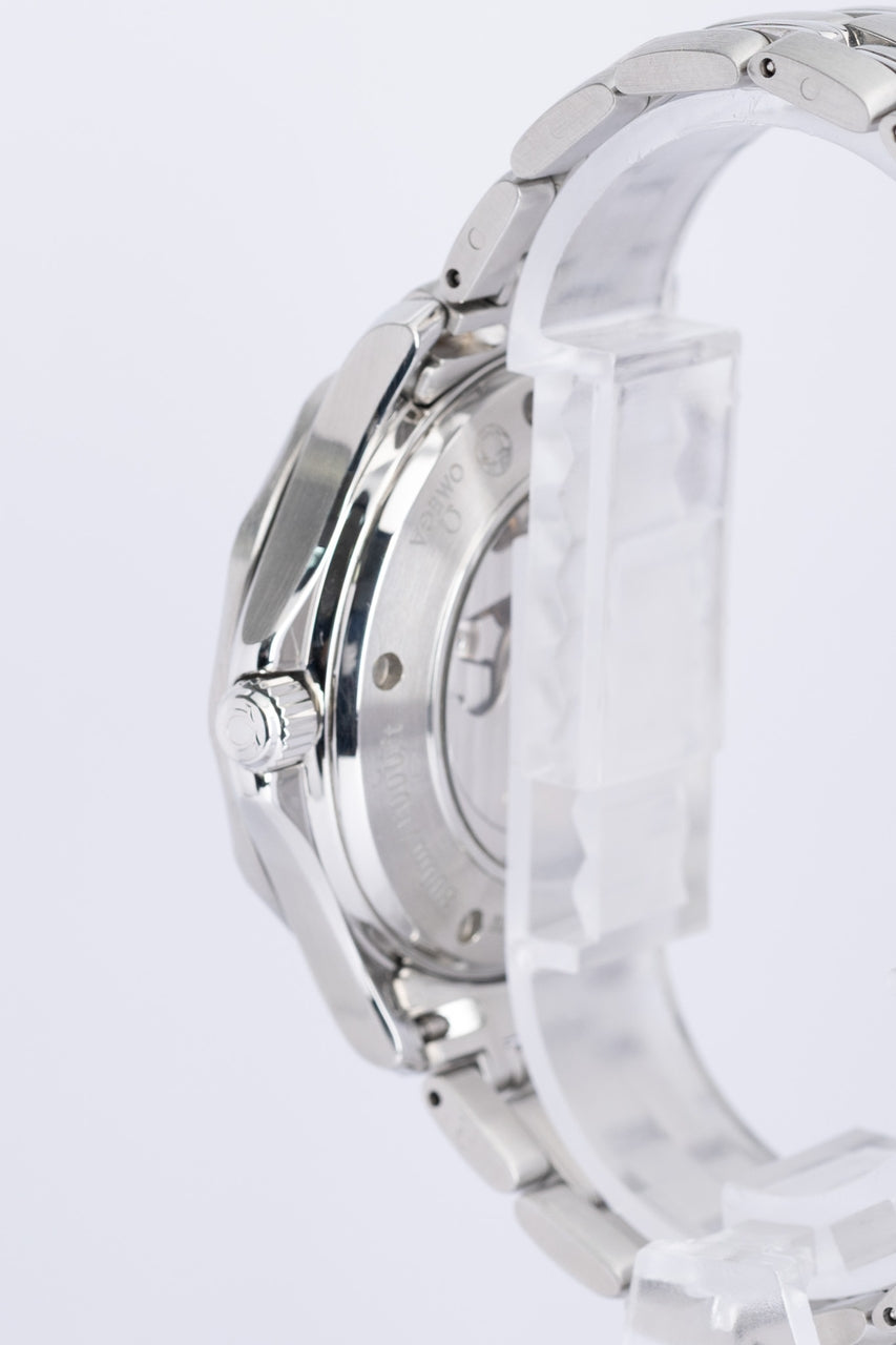 Omega Seamaster Diver 300M GMT Automatik 25358000 - Detailansicht 4