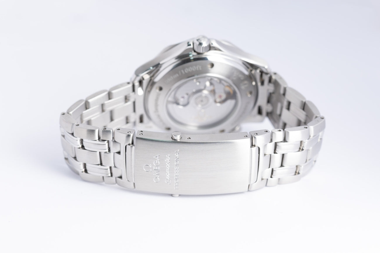 Omega Seamaster Diver 300M GMT Automatik 25358000 - Detailansicht 7