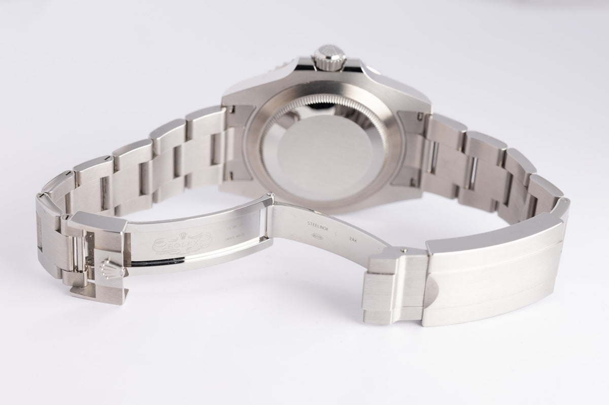 Rolex Submariner No Date 41 Automatik  124060 - Detailansicht 8