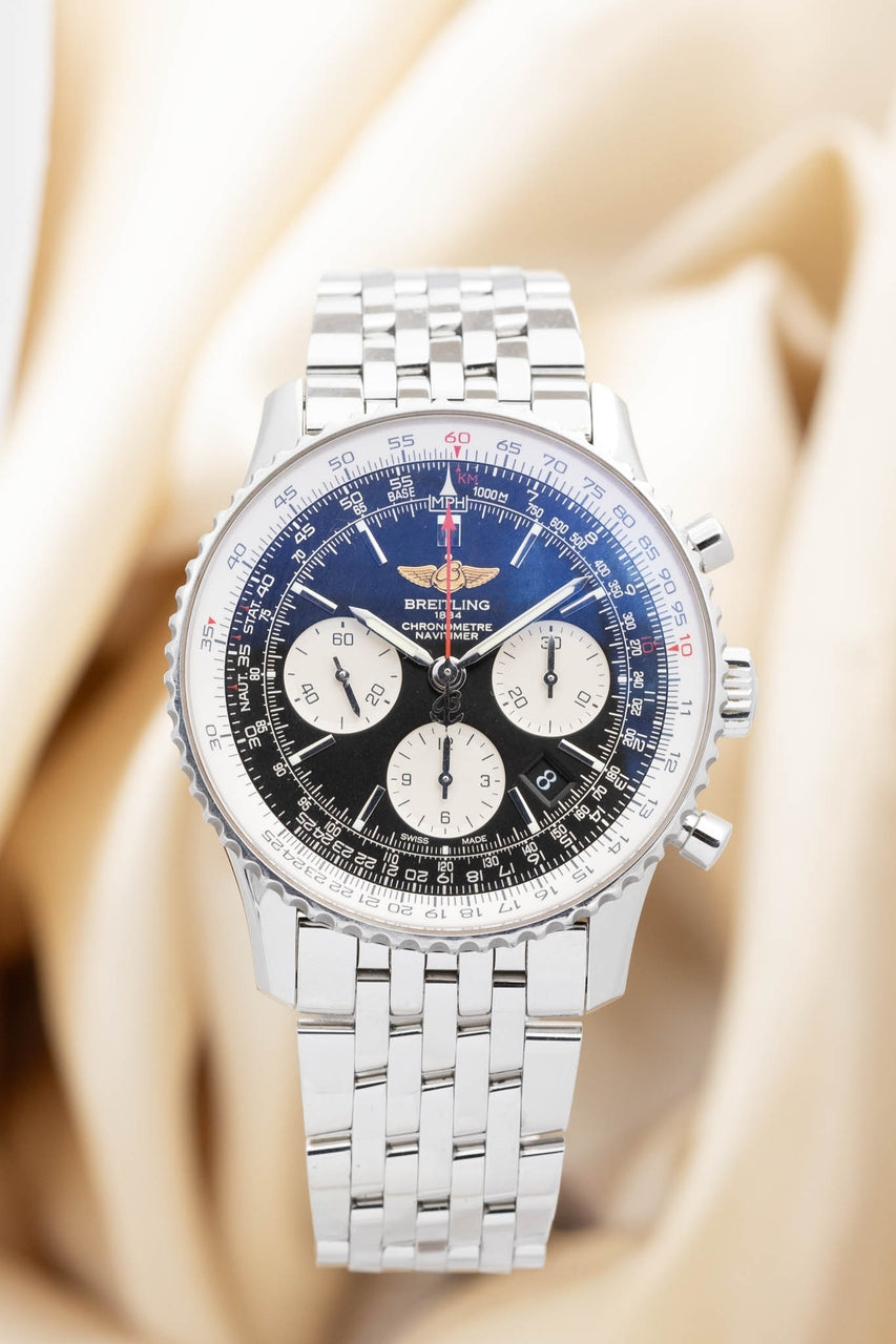 Breitling Navitimer 01 Automatik Herrenuhr 43mm AB0120 - Thumbnail