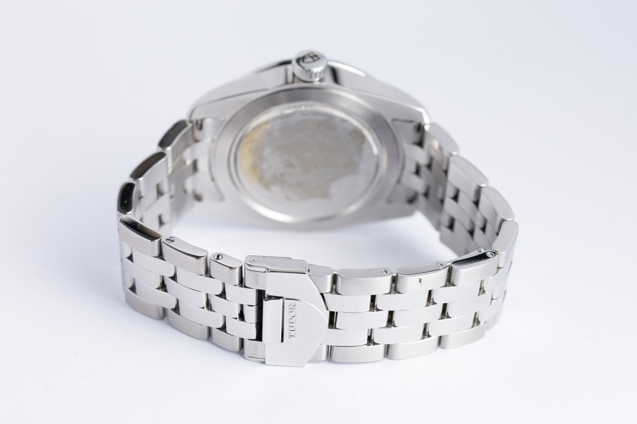 Tudor Glamour Date-Day 39mm Automatik 56000 - Detailansicht 7