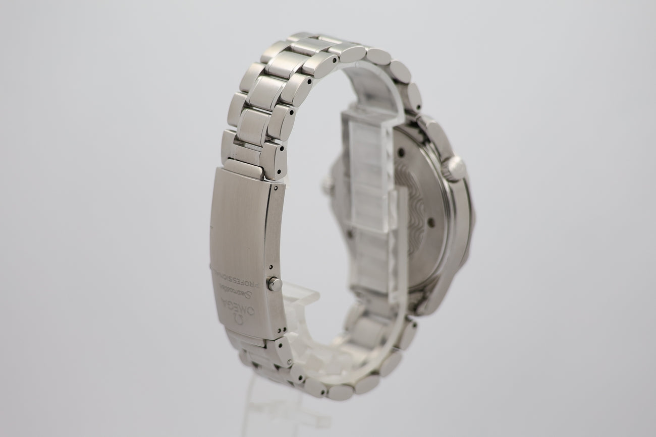 Omega Seamaster Diver 300 M Quarz  22658000 - Detailansicht 1