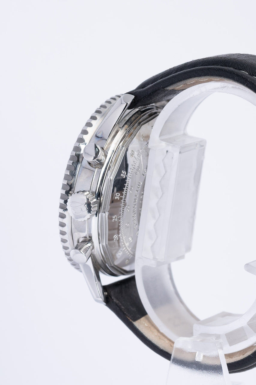 Breitling Navitimer 41mm Automatik Herrenuhr A23322 - Detailansicht 3