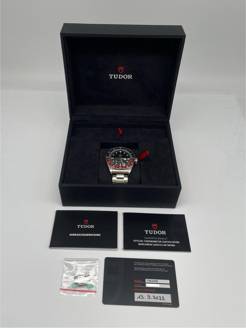 Tudor Black Bay GMT 'Pepsi' 41mm Automatik 79830RB - Papers and documentation
