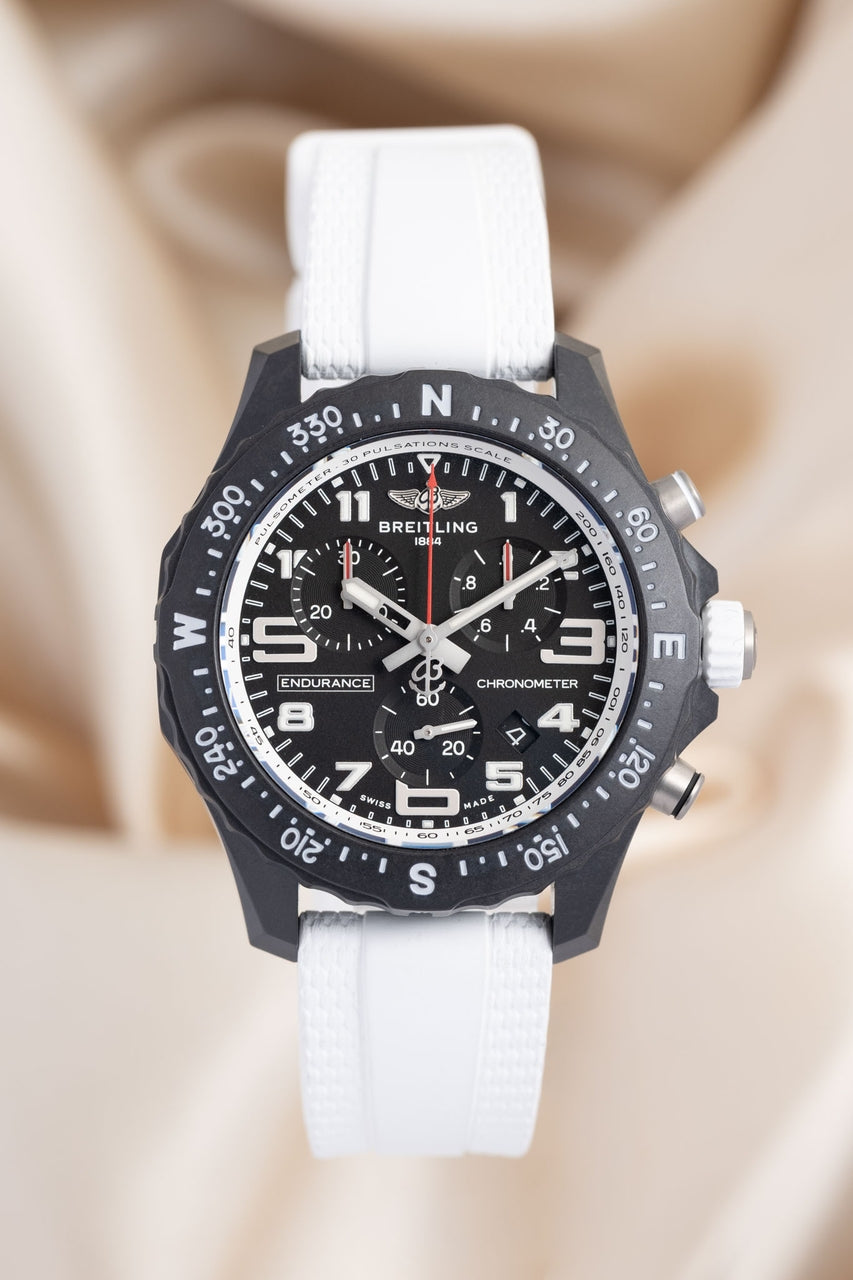 Breitling Endurance Pro 38mm Quarz "Air Asia" Weiß X83310 - Thumbnail