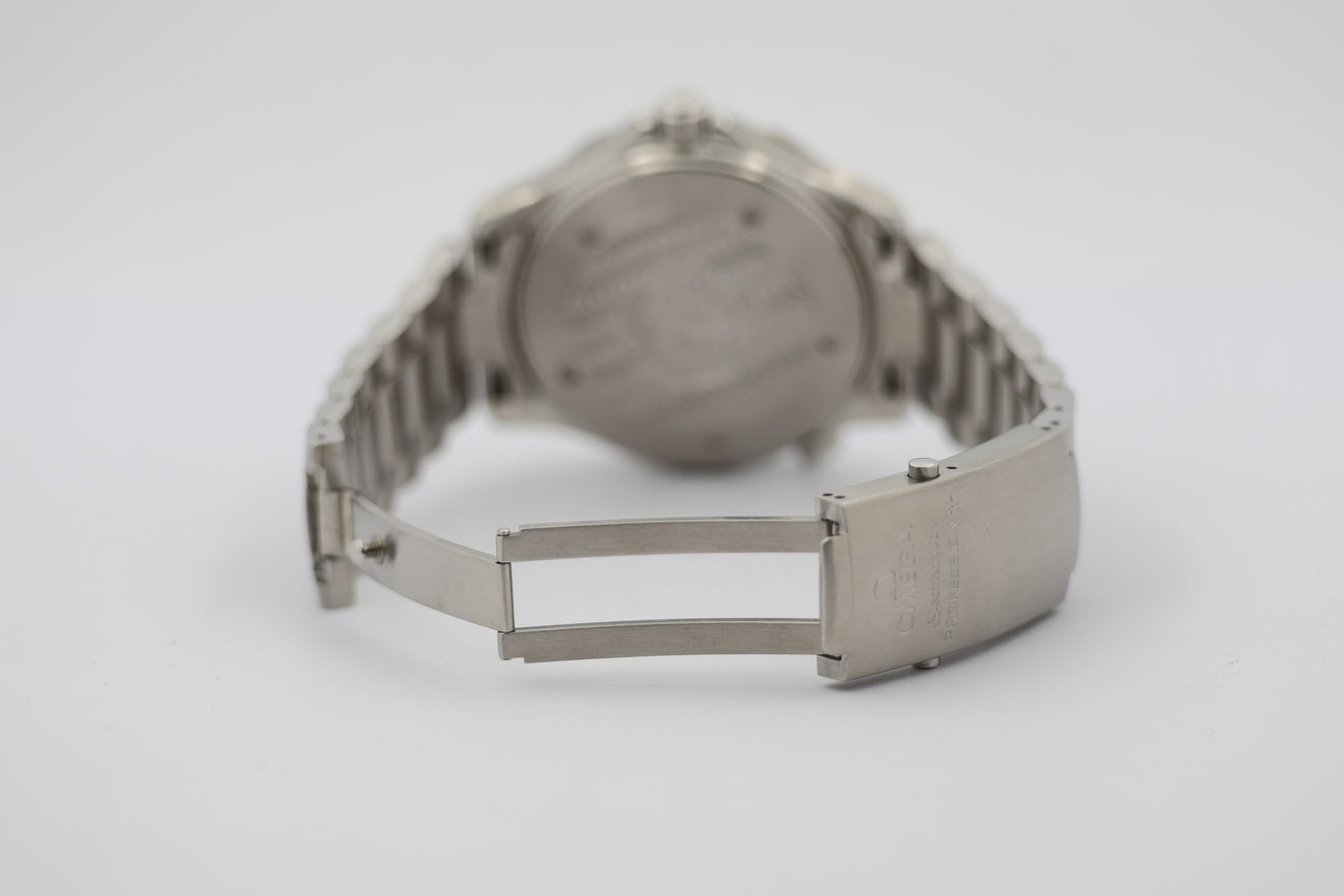 Omega Seamaster Diver 300m Automatik Herrenuhr 22545000 - Detail view 6