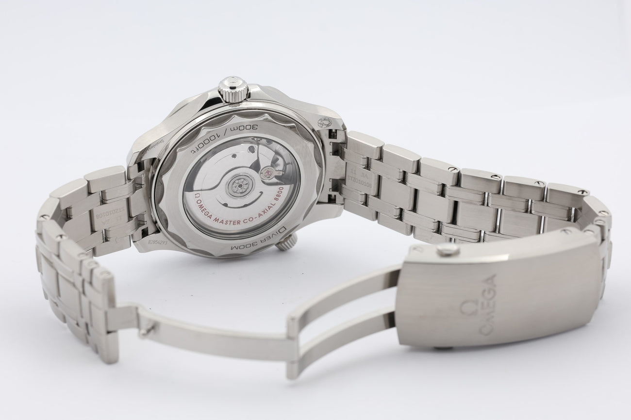 Omega Seamaster Diver 300 M Automatik Herrenuhr 42mm 21030422001001 - Detailansicht 8