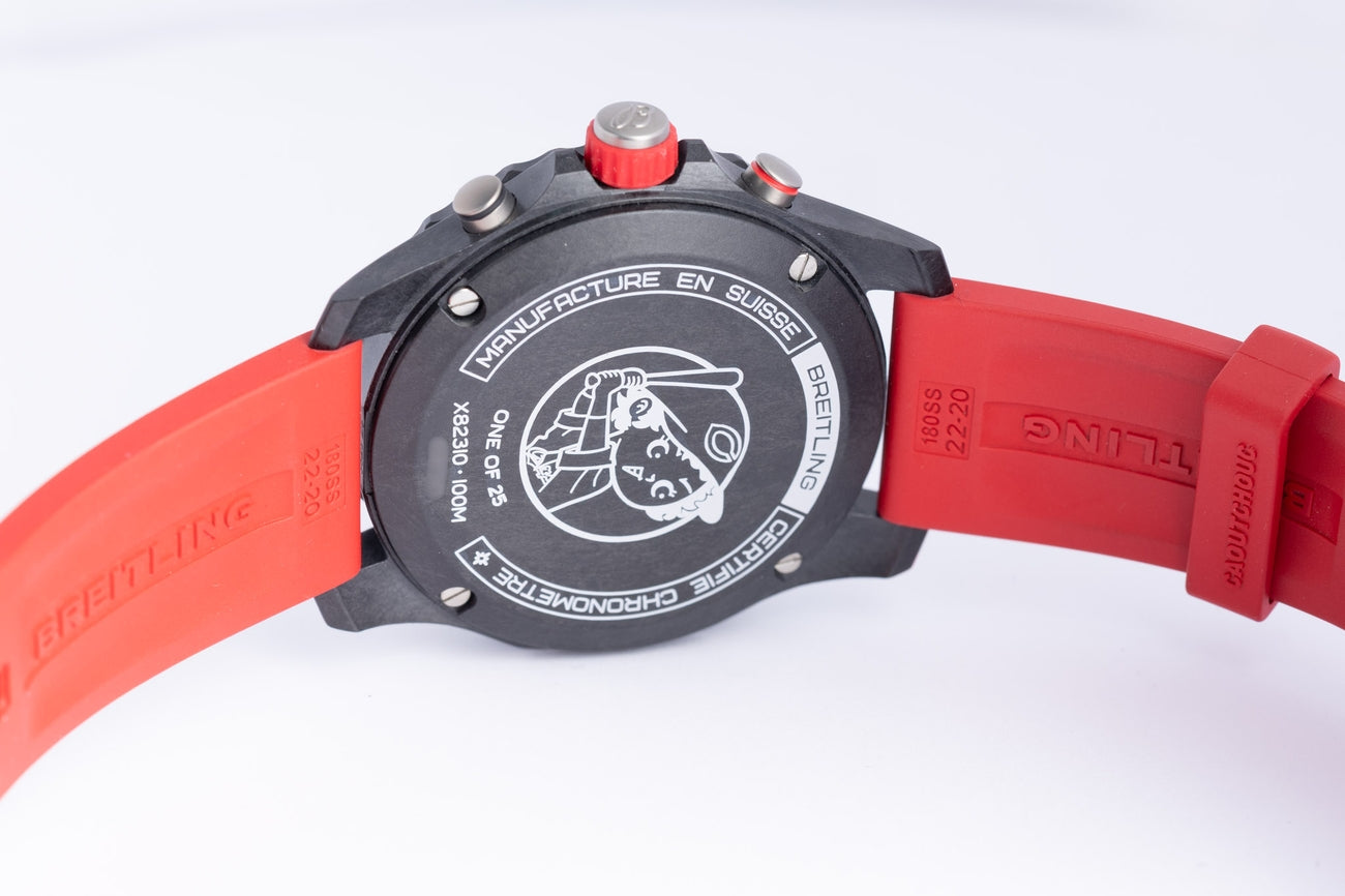 Breitling Endurance Pro "Hiroshima Carp Limited Edition" Quarz Herrenuhr 44mm  X82310 - Detailansicht 8