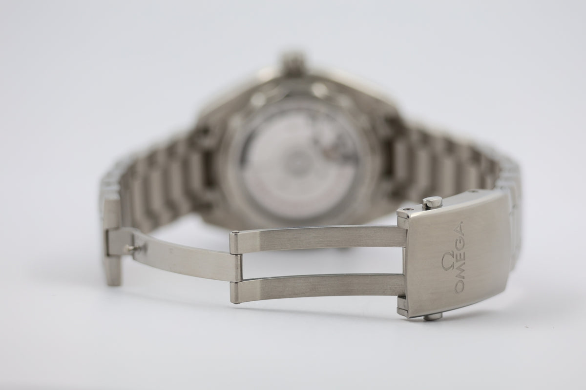 Omega Seamaster Planet Ocean  39,5mm Automatik  21530402004001 - Detailansicht 8